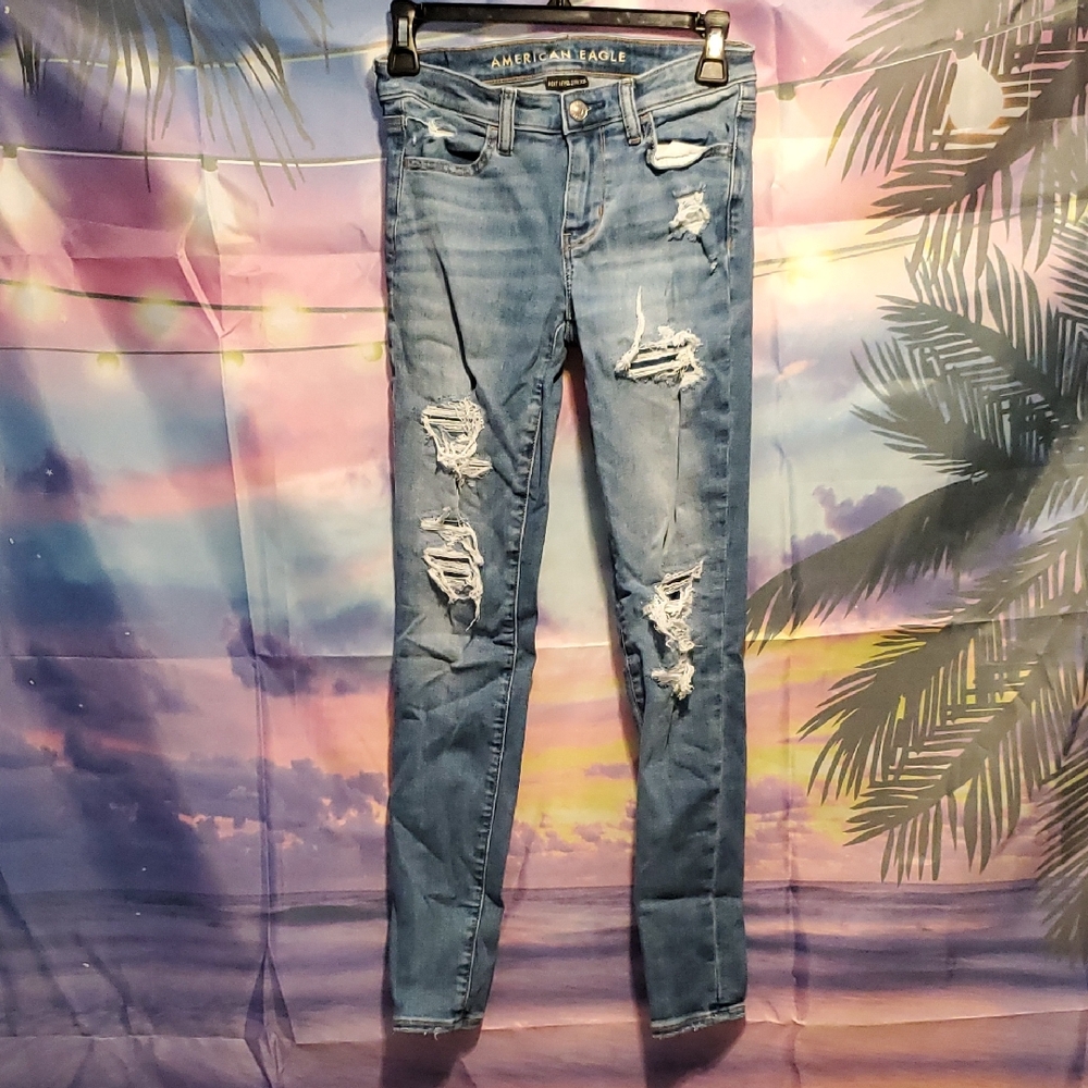 American Eagle Outfitters Women's Light Blue Ripped Skinny Jeans
